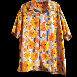 Decibel Hawaiian button up shirt